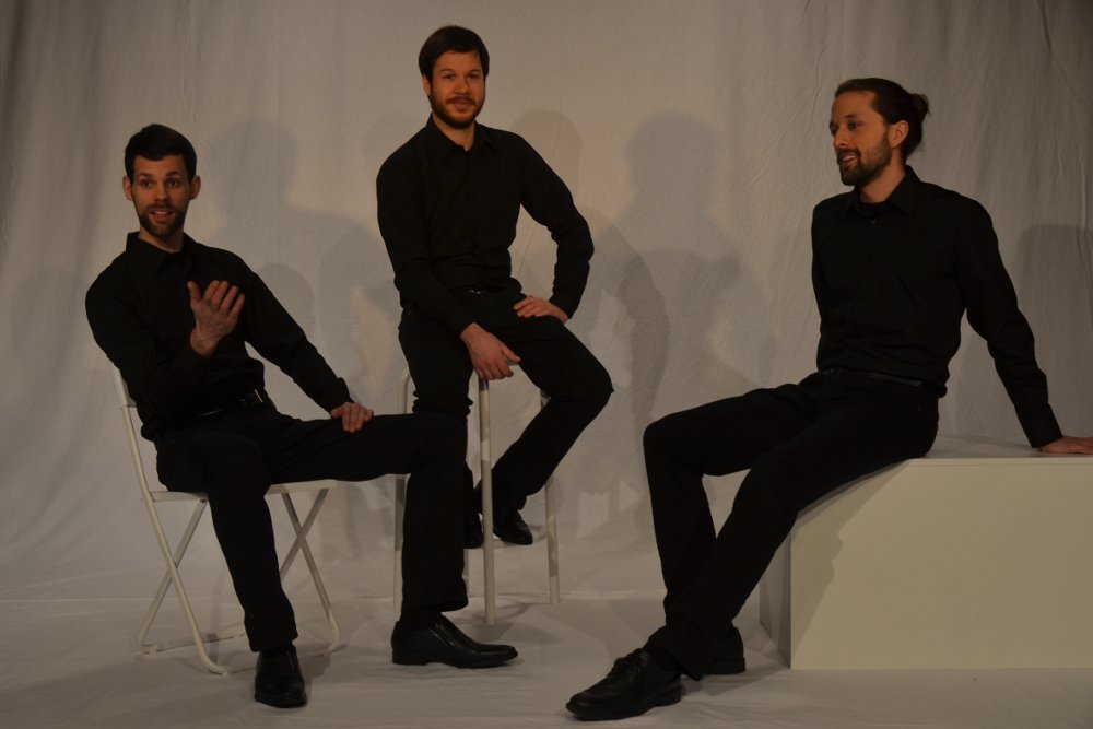 Szene aus „Text” mit Alexander Kampmeier, Philipp Schreyer und Philipp Metzner